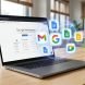 Gemeni AI และแอปพลิเคชัน Google Workspace (Docs, Sheets, Slides, Meet, Gmail) ลอยออกจากแล็ปท็อป พร้อมออร่า AI ในออฟฟิศไทย